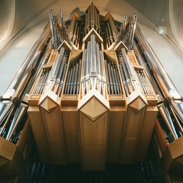 Eine große Orgel