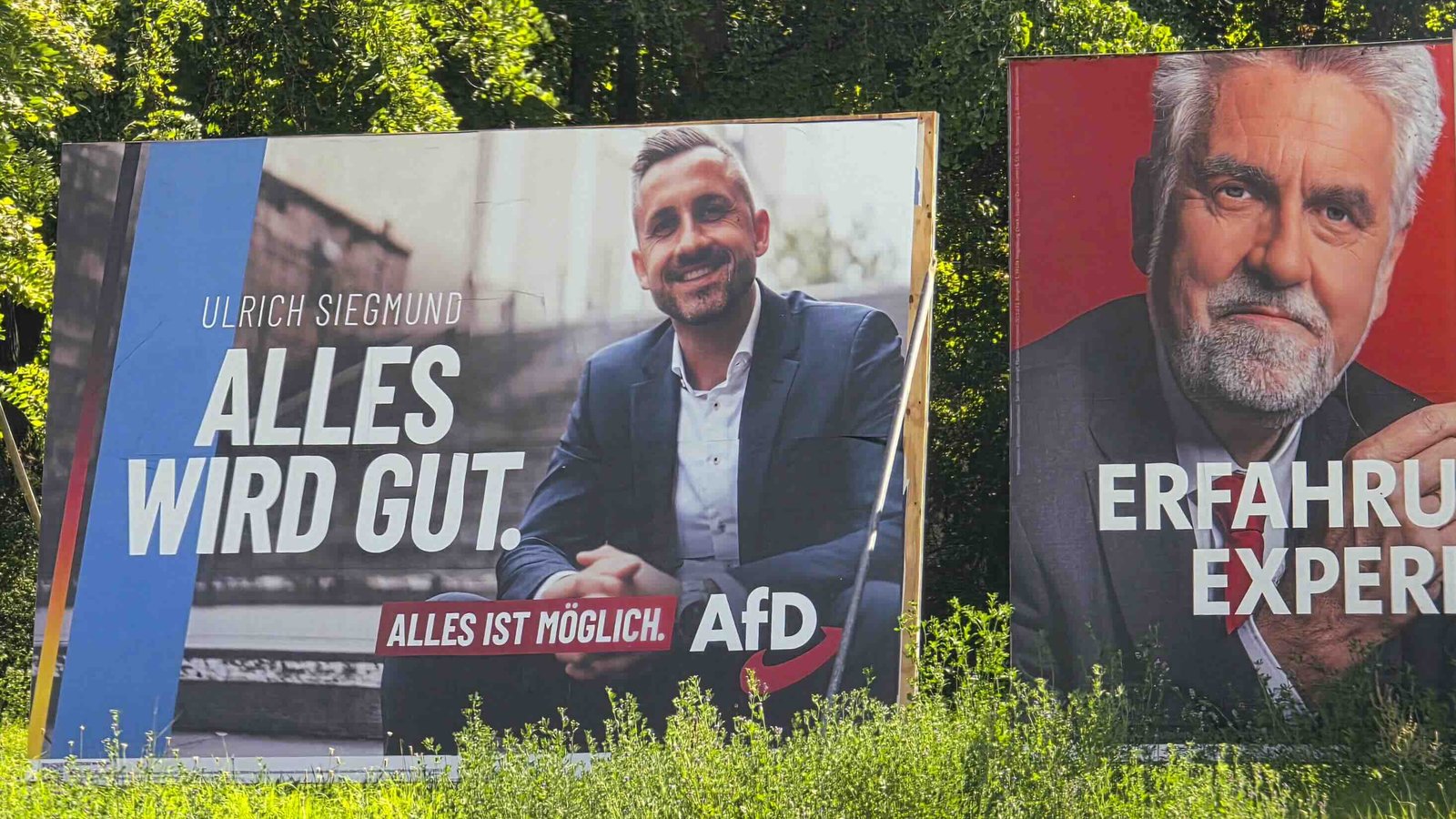 Das Foto zeigt ein AFD Wahlplakat von Ulrich Siegmund in Magdeburg. Daneben ist ein Wahlplakat des SPD-Spitzenkandidaten Armin Willingmann.