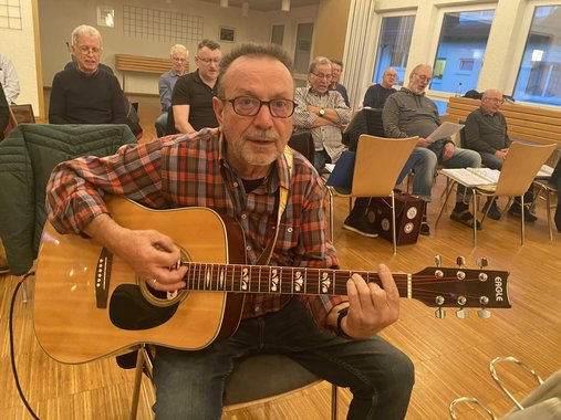 Musiker mit Gitarre