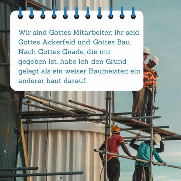 Bauarbeiter stehen auf einem Gerüst und bauen.